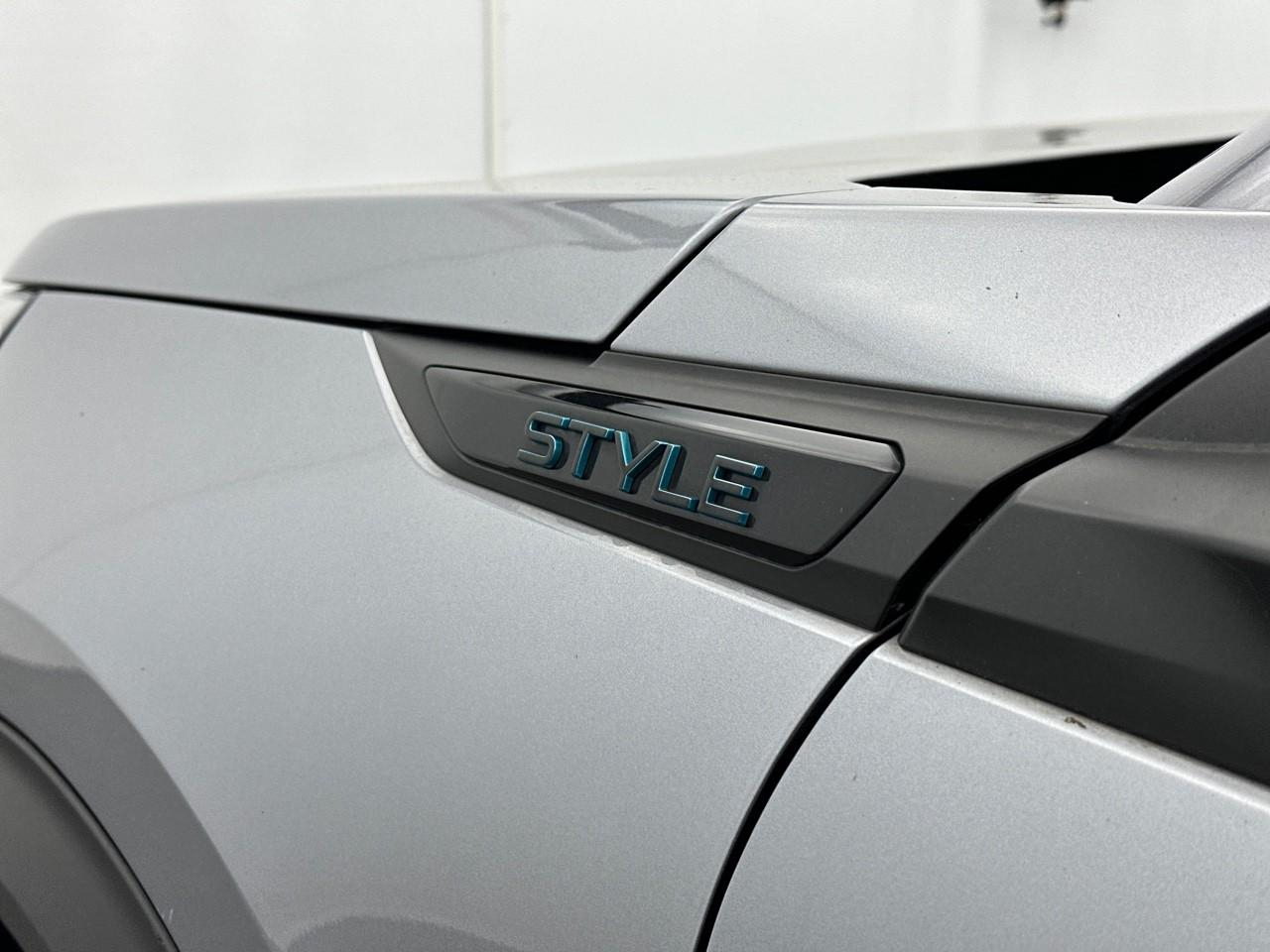 Peugeot 2008 puretech 100 s&s bvm6 style — photo 31
