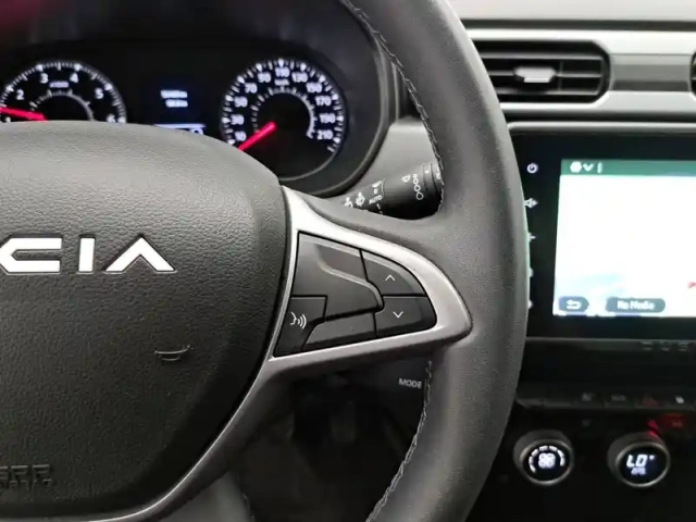 Dacia Duster eco-g 100 4x2 — photo 2