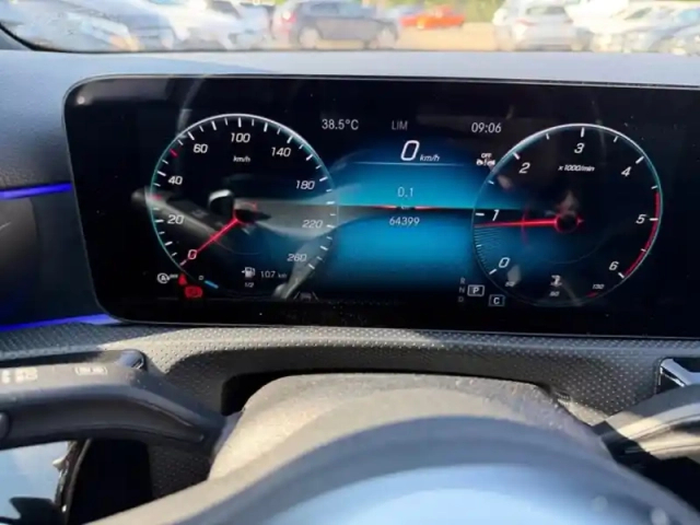 Mercedes Classe A 200 d amg line — photo 10