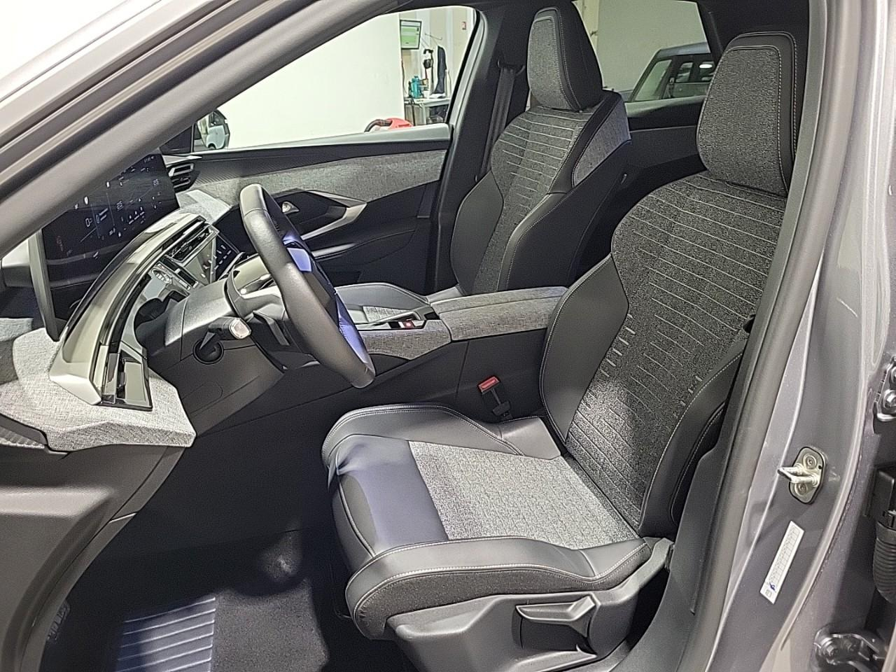 Peugeot 3008 hybrid 145 e-dcs6 allure — photo 10