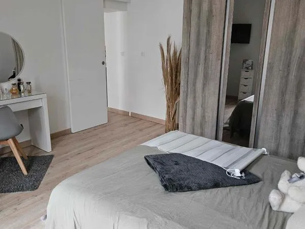 Appartement T2 proche centre villee