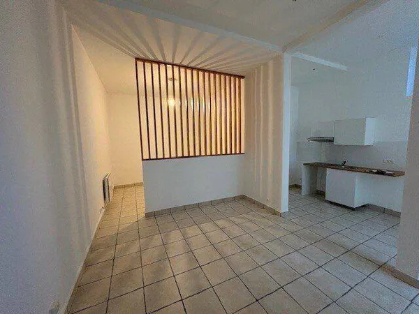 Studio 1 pièce 38 m²