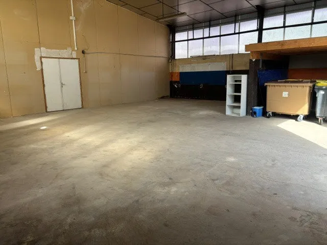 Photo 3