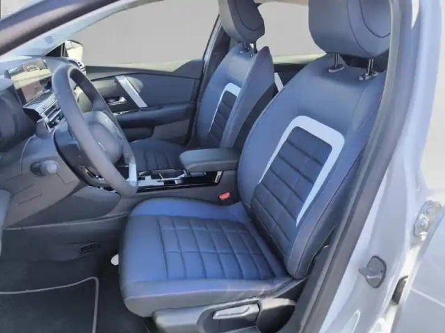 Citroën C4 hybride 145 e-dcs6 — photo 11