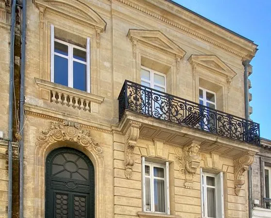 Appartement avec terrasse jardin cave 82 m2