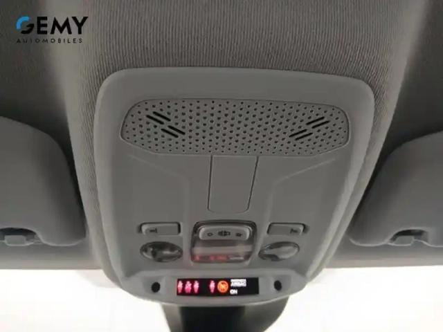 Peugeot 208 puretech 75 s&amp;s bvm5 — photo 16