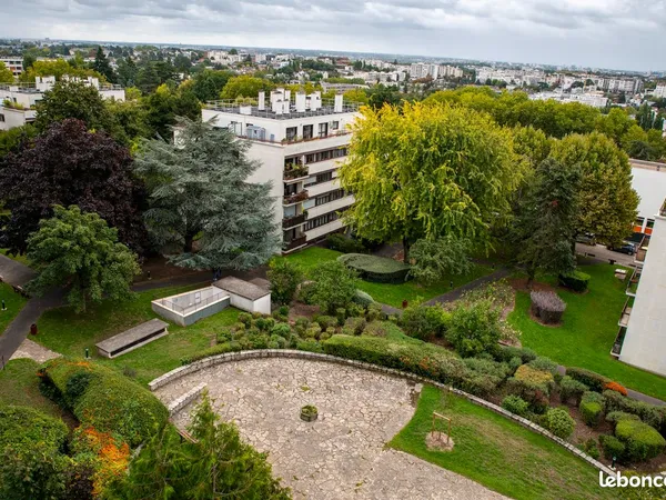 Appartement 90 m² - Terrasse exceptionnelle de 90 m² - 3 chambres - Dernier étage