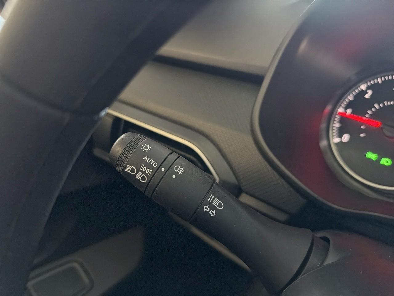 Dacia Sandero sce 65 gsr2 essential — photo 15