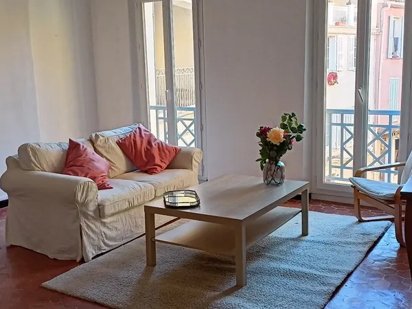 Loue appartement 70m² La Cadière-d'Azur