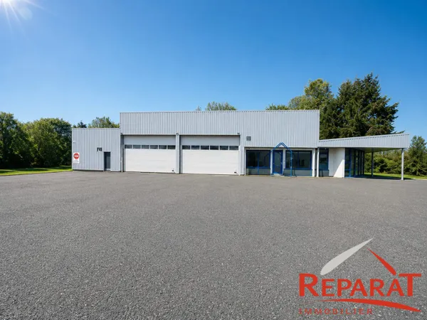 Local commercial 278 m²