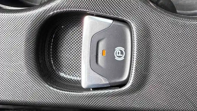 Fiat 500 x 1.0 firefly turbo t3 120 ch — photo 28