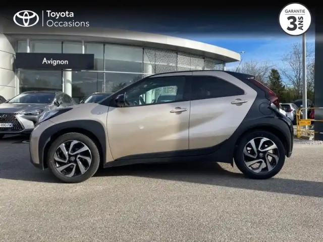 Toyota Aygo X 1.0 vvt-i 72ch design s-cvt — photo 12