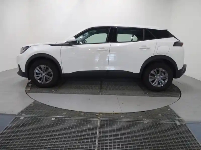 Peugeot 2008 1.2 puretech 100ch s&amp;s active pack — photo 21