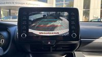Toyota Yaris 116h Design 5p MY22 — photo 29