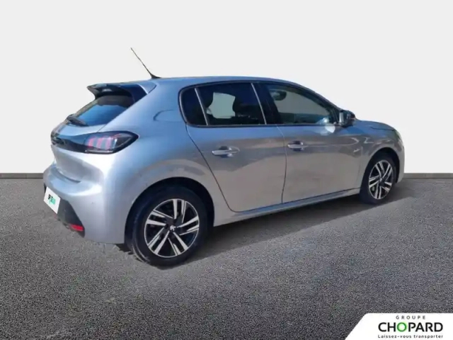 Peugeot 208 puretech 100 s&amp;s eat8 — photo 8