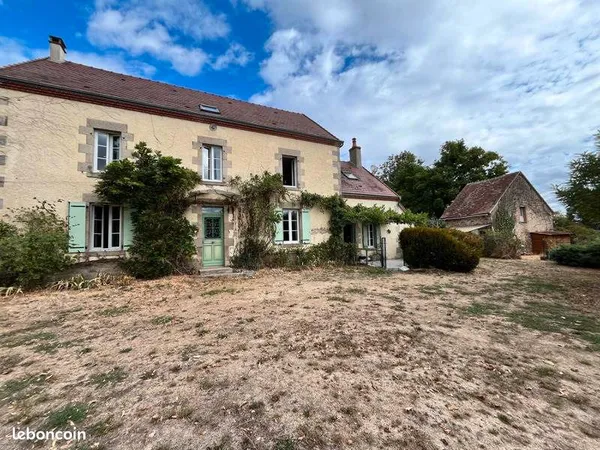 Maison 7 pièces 284 m²