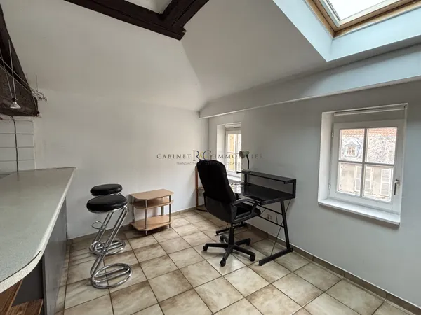 METZ SAUCY : Studio Meublé