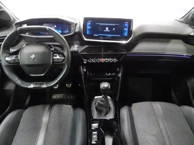 Peugeot 208 1.2 puretech 100ch s&amp;s gt line — photo 6