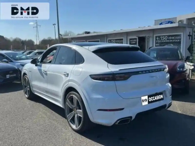 Porsche Cayenne coupé 3.0 v6 462ch e-hybrid — photo 3