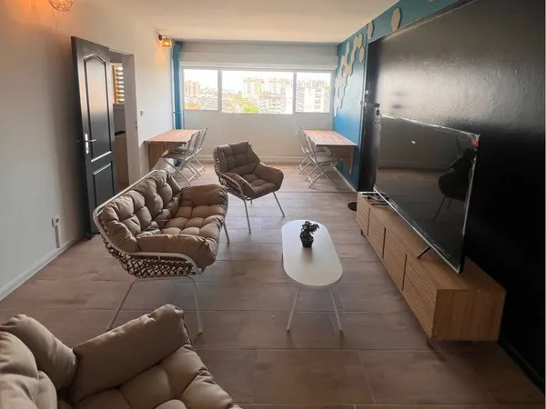 Chambre Climatisée COLOCATION ÉTUDIANTES