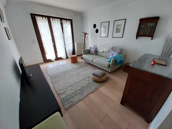 EXCLUSIVITE' !! - ROQUEBRUNE PLATEAU DU CAP MARTIN - Spacieux deux pièces avec balcon, loggia, cave 