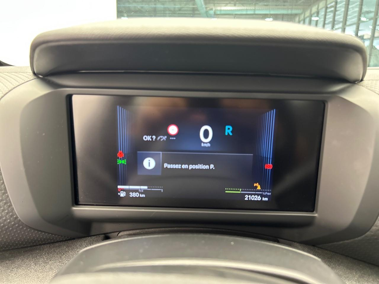 Citroën C4 X hybride 145 ch e-dcs6 plus — photo 25