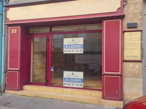 Bureau 101 m²