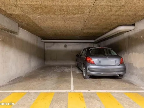 Location place parking bois brule