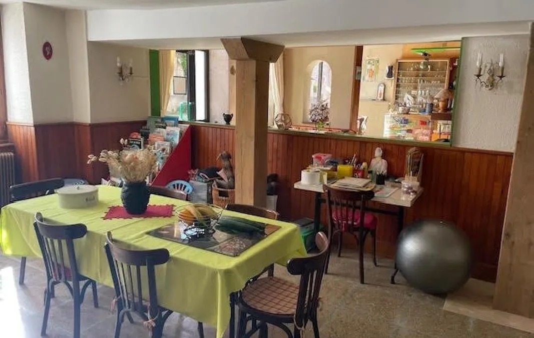 Photo 11