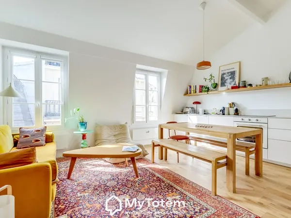 Paris 3e - 3 pièces - dernier étage - ascenseur - 52,88m2