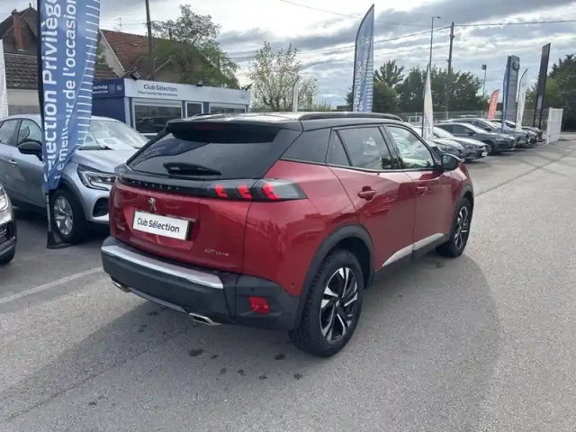 Peugeot 2008 1.2 puretech 130ch s&amp;s gt line eat8 7cv — photo 5
