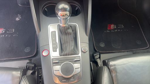 Audi S3 Limousine 2.0 TFSI 300 Quattro S-Tronic 6 - . – 2015 – 139838 km – Essence – Boîte Automatique — photo 8