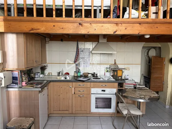 Studio 1 pièce 19 m²