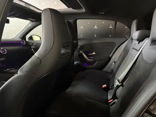 Mercedes Classe A 200 d amg line — photo 20