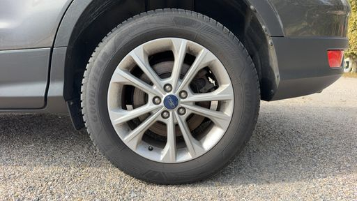 Ford Kuga 2.0 TDCI 150 - Titanium – 2017 – 140083 km – Diesel – Boîte Manuelle — photo 45