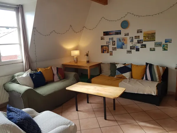 Loue chambre en colocation dans appartement