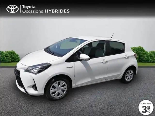 Toyota Yaris 100h france business 5p my19