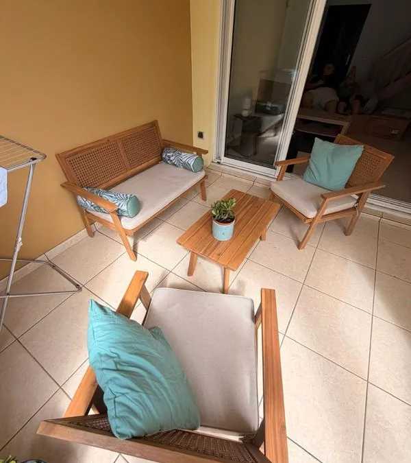 Photo 1