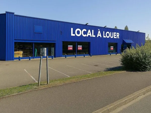 Local commercial 675 m²