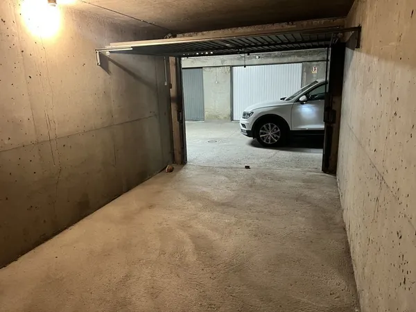 Garage fermé