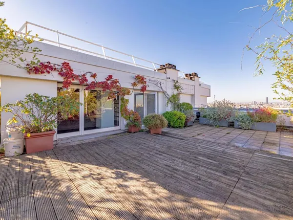 Vends t5 - 124 m² - Paris 11ème