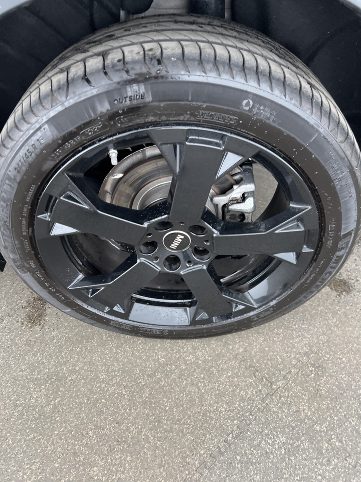 Mini Countryman — photo 36