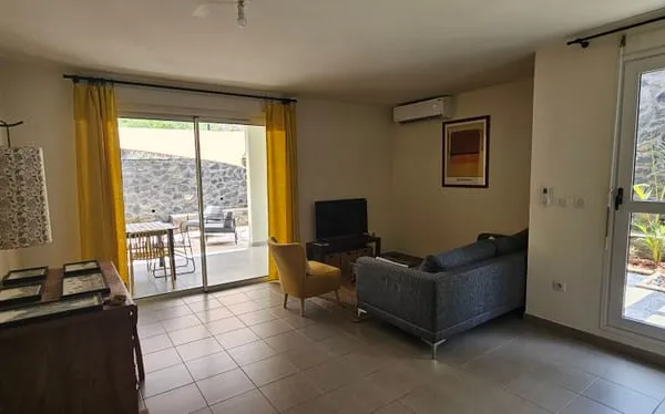 Appartement T2 meublé + jardin - Saint Leu
