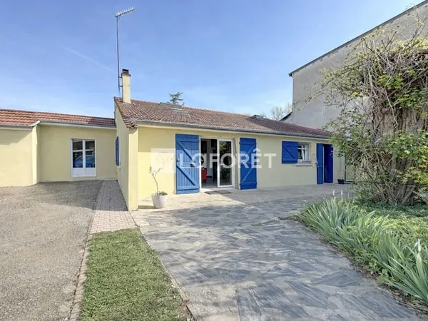 Maison / 6 pièces / 108 m² / Garage / Veauche