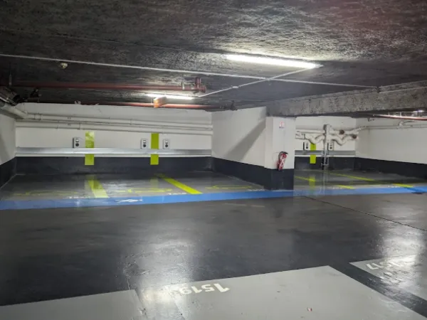 Parking 13 m²