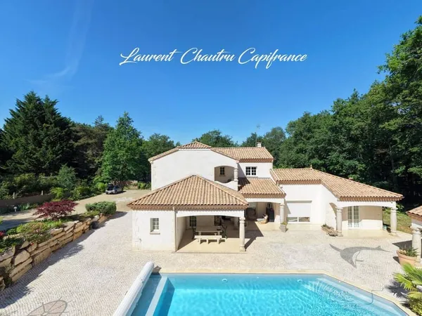 Maison 5 pièces 190 m²