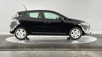 Renault Clio 1.5 Blue dCi 100ch Evolution — photo 4