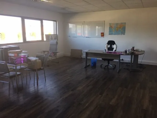 BUREAUX à louer