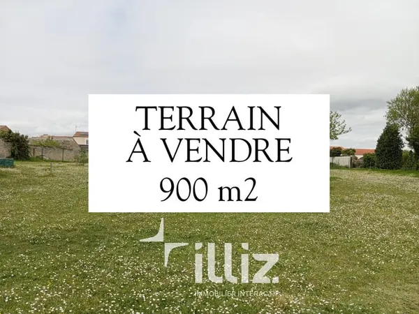 Terrain de 900 m2 - Centre Bourg - Saint-Jean-de-Liversay 17
