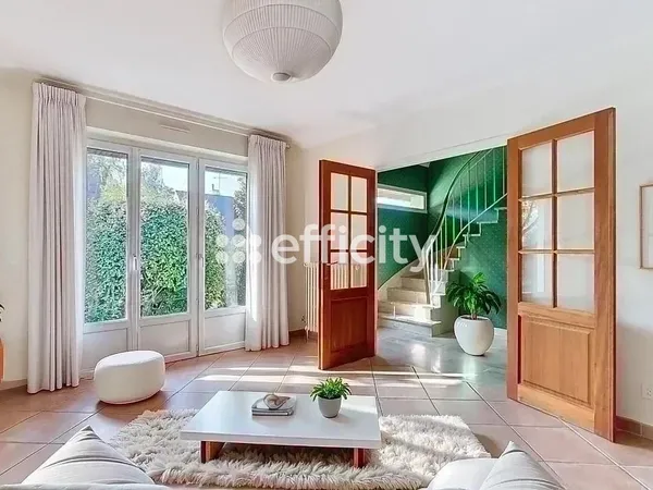 Maison 7 pièces 134 m²